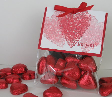 img_7140valentivebagtopper